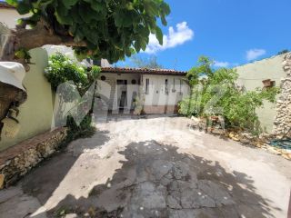 VENDE-SE CASA COM FUNDO PÉ NA AREIA E O MAR- RUA PRAIA DA COSTA