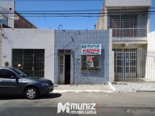 VENDE-SE CASA SÓ A VISTA RUA MURIBECA - SANTO ANTONIO