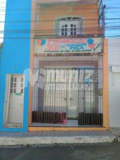 VENDE-SE IMOVEL C/02 PAVIMENTOS- CENTRO DE ITAPORANGA
