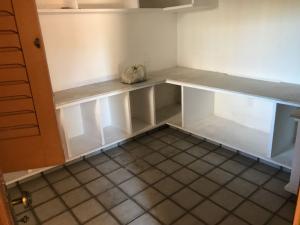 VENDE-SE  OTIMA CASA C/ 2 PV. NA RUA URQUIZA LEAL