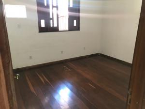 VENDE-SE  OTIMA CASA C/ 2 PV. NA RUA URQUIZA LEAL