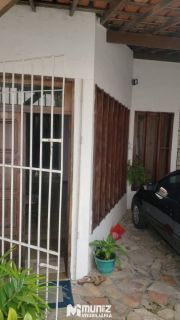 VENDE-SE CASA RUA SENADOR ROLLEMBERG - SAO JOSE