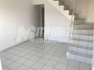VENDE-SE CASA DUPLEX NO CONDOMÍNIO MAIS VIVER INDICO