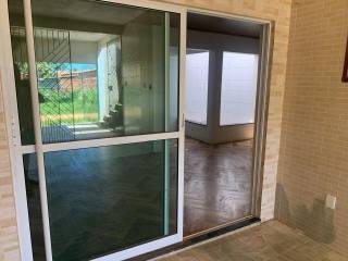 Casa a venda na Caueira