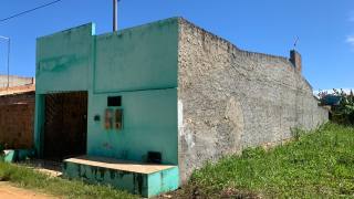 Casa a venda na Caueira