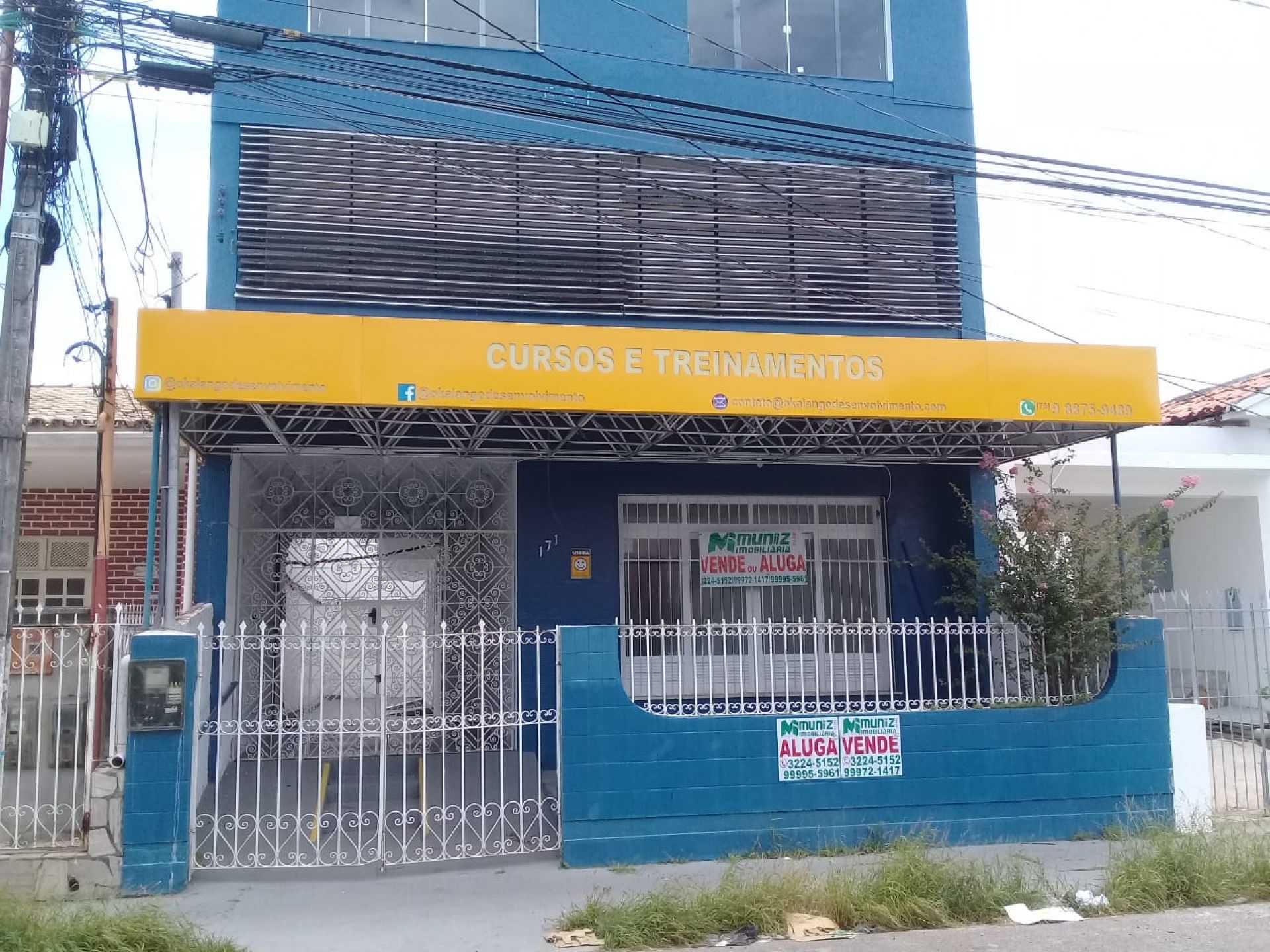 Aluga-se Prédio Comercial com 22 Salas – Bairro São José!