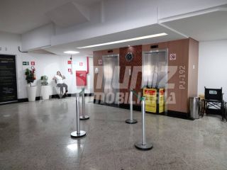 VENDE-SE EXCELENTE SALA COMERCIAL NO BAIRRO SÃO JOSÉ