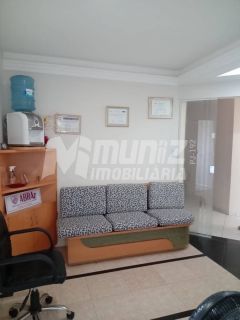 VENDE-SE EXCELENTE SALA COMERCIAL NO BAIRRO SÃO JOSÉ