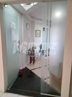 VENDE-SE EXCELENTE SALA COMERCIAL NO BAIRRO SÃO JOSÉ