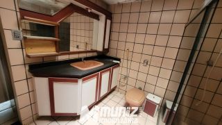 VENDE-SE CASA ÓTIMA PARA COMÉRCIO NO BAIRRO ÁMERICA