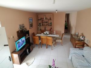 VENDE-SE CASA NO BAIRRO - PONTO NOVO