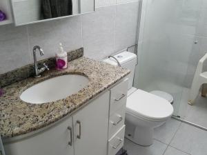 VENDE-SE CASA NO BAIRRO - PONTO NOVO