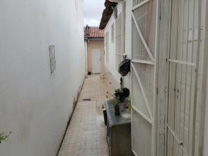 VENDE-SE CASA NO BAIRRO - PONTO NOVO