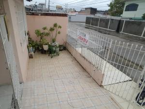 VENDE-SE CASA NO BAIRRO - PONTO NOVO