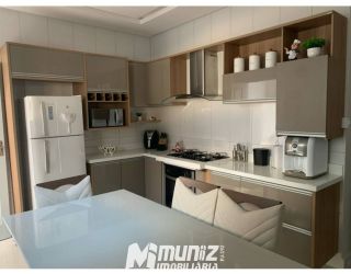 Vende-se excelente casa com piscina e fino acabamento - em Itabaiana