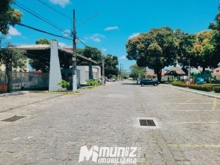 Oportunidade Única - Vende-se Excelente Casa no Condomínio Morada das Mangueiras