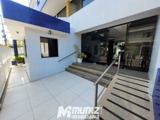 Vende Apartamento Amplo no Edifício Villa Maria – Bairro Centro!