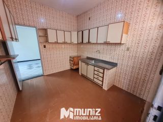 VENDE-SE CASA NA AV. DR EDÉZIO VIERA DE MELO - SUISSA