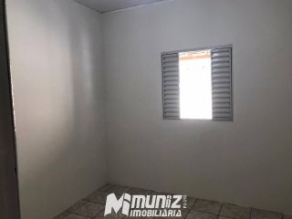 VENDE-SE CASA NA AVENIDA COLETORA C, ALBANO FRANCO.