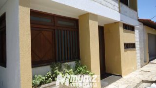 VENDE-SE OTIMA CASA DE ESQUINA - INACIO BARBOSA