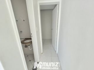 Sala Comercial Com Excelente Localização No Bairro Luzia Disponível Para Aluguel