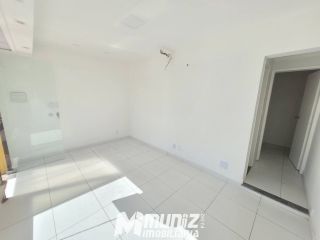 Sala Comercial Com Excelente Localização No Bairro Luzia Disponível Para Aluguel