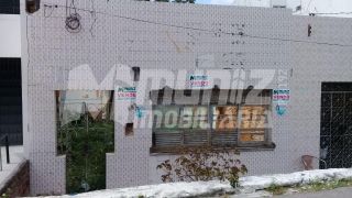 VENDE-SE TERRENO NA RUA ITAPORANGA.