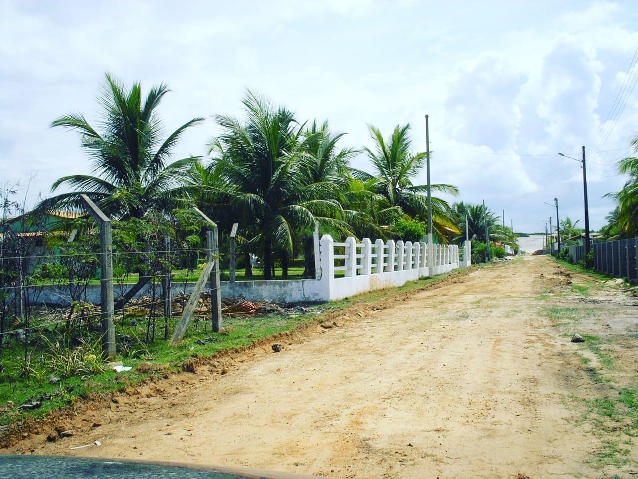 VENDE-SE TERRENO NA PRAIA DO SACO 