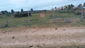 VENDE-SE TERRENO NA PRAIA DO SACO 