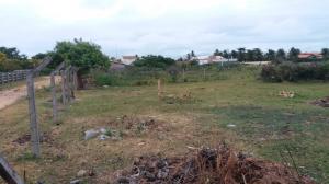 VENDE-SE TERRENO NA PRAIA DO SACO 