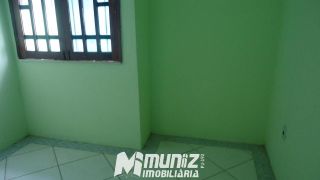 Vende-se Casa de 2 Pavimentos na Rua Padre Caldas - Ponto Novo