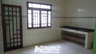 Vende-se Casa de 2 Pavimentos na Rua Padre Caldas - Ponto Novo