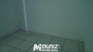 Vende-se Casa de 2 Pavimentos na Rua Padre Caldas - Ponto Novo