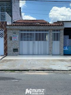 VENDE-SE CASA  RUA RIO GRANDE DO SUL