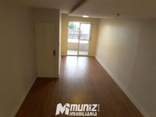 VENDE-SE CASA 2  PAVIMENTOS - GETULIO VARGAS