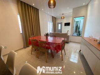 Vende-se Casa com Estilo Chácara no Centro de Dores