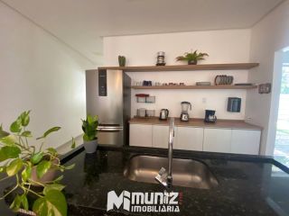 Vende-se Casa com Estilo Chácara no Centro de Dores