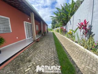 Vende-se Casa com Estilo Chácara no Centro de Dores