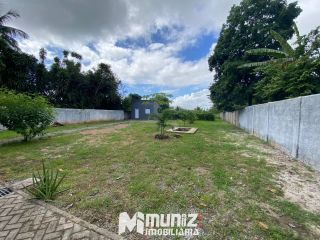 Vende-se Casa com Estilo Chácara no Centro de Dores