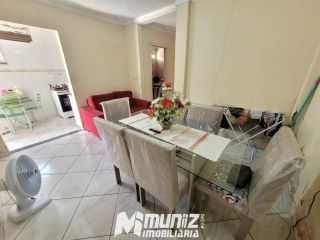 vende-se casa com quintal enorme - Rua Aristide Bispo