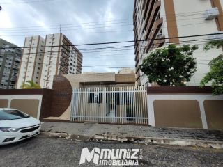 Vende-se Excelente Apartamento no Condomínio Riviera, 13 de Julho