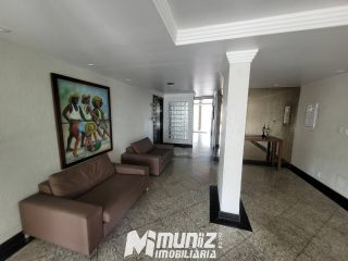 Vende-se Excelente Apartamento no Condomínio Riviera, 13 de Julho