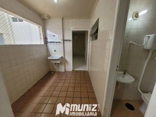 Vende-se Excelente Apartamento no Condomínio Riviera, 13 de Julho