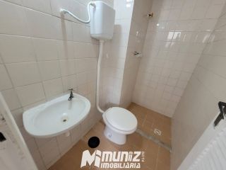 Vende-se Excelente Apartamento no Condomínio Riviera, 13 de Julho