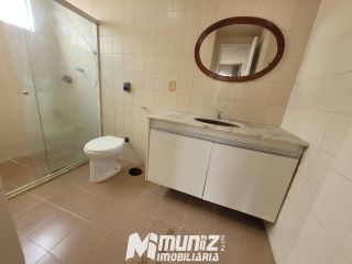 Vende-se Excelente Apartamento no Condomínio Riviera, 13 de Julho