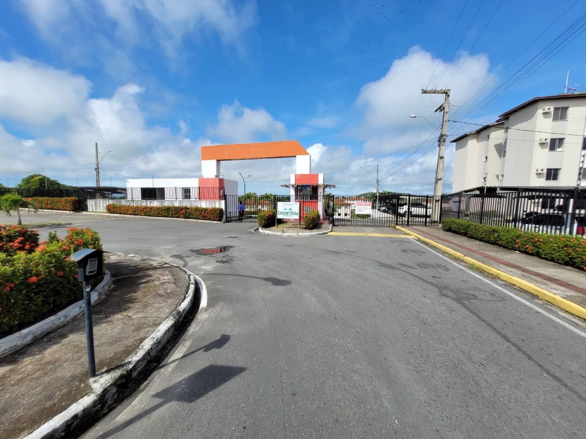 VENDE-SE APT NO COND DOCE VIDA NATURA