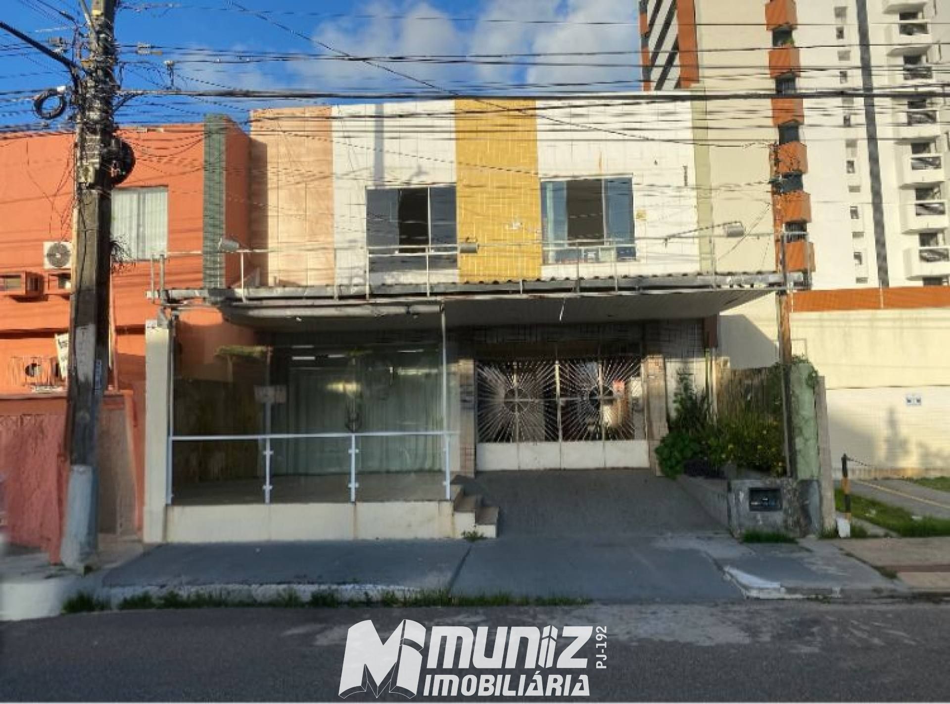 VENDE-SE IMÓVEL COMERCIAL OU RESIDENCIAL À VENDA - BAIRRO SAO JOSE