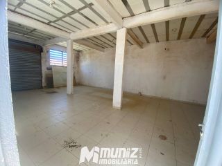 Vende-se Ponto Comercial com Casa nos Fundos no Rosa Elze