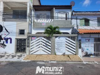 Casa à Venda no Suissa