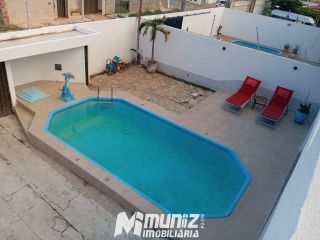 Casa à Venda em Localização Nobre Próxima à Orla de Aracaju